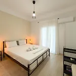 Apartment Stylish Retreat In The Heart Of Thessaloniki