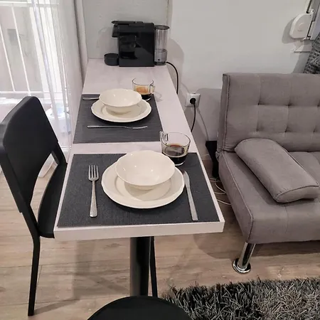 Apartment Happy Place