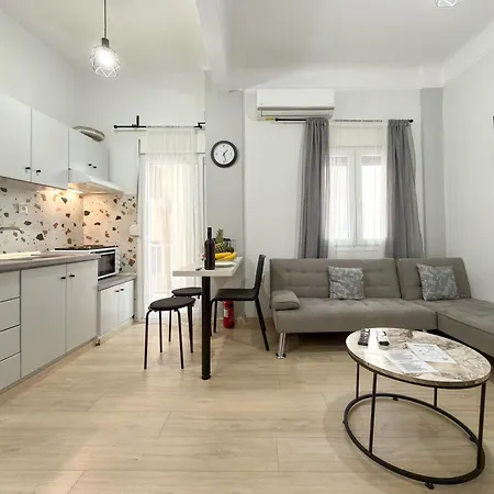 Apartamento Stylish Retreat In The Heart Of