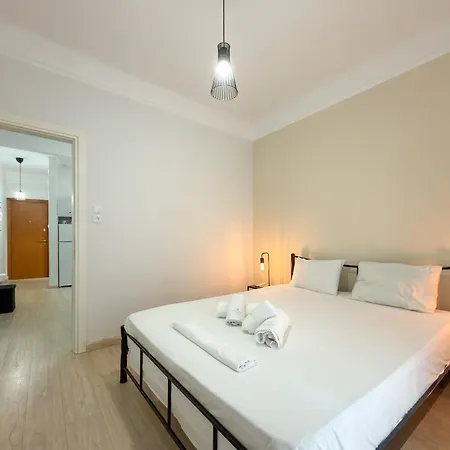 Stylish Retreat In The Heart Of Tesalónica