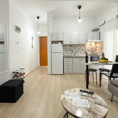 아파트 Stylish Retreat In The Heart Of 테살로니키