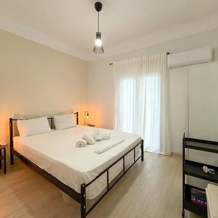 아파트 Stylish Retreat In The Heart Of 테살로니키