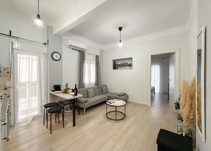 Stylish Retreat In The Heart Of * Tesalónica