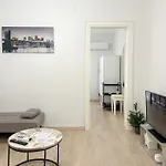 Stylish Retreat In The Heart Of Apartment