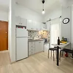 Stylish Retreat In The Heart Of Thessaloniki